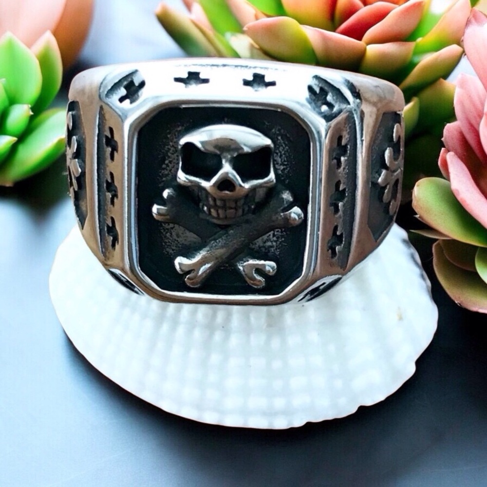 🆕 Skull and Cross Ring Stainless Steel